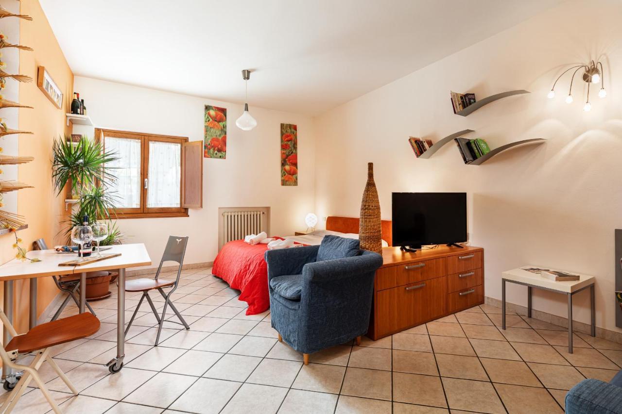 Alessandro 1 Holiday home *
